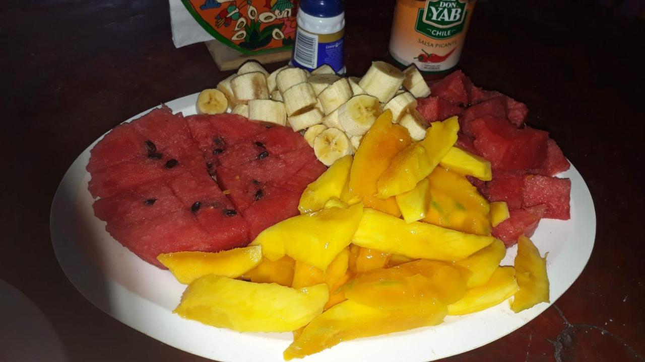 Bananas Guest House Private Room Altagracia Buitenkant foto